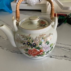 Japanese made tea pot set
